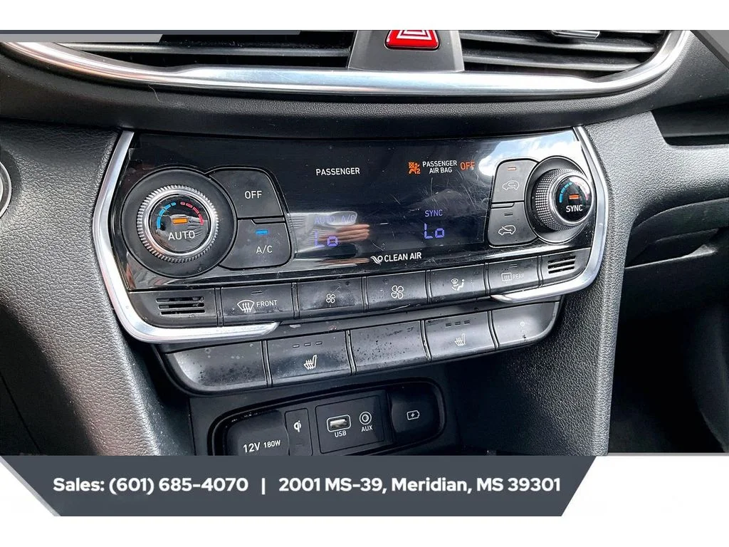 Used 2020 Rainforest Hyundai SEL image 22