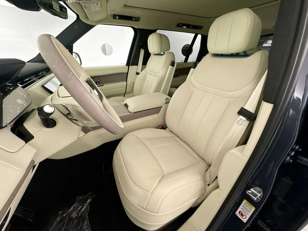 New 2026 Varesine Blue Land Rover SE image 21