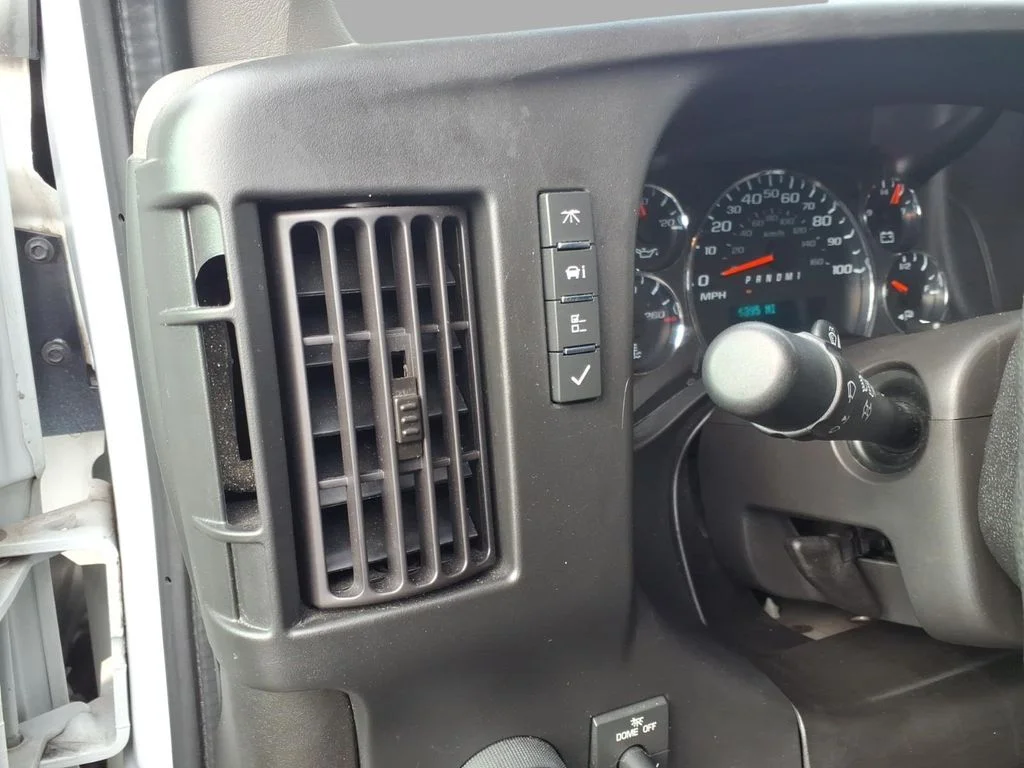 Used 2022 White Chevrolet Work Van image 20