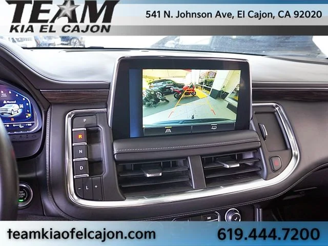 Used 2022 Gray Chevrolet Z71 image 30