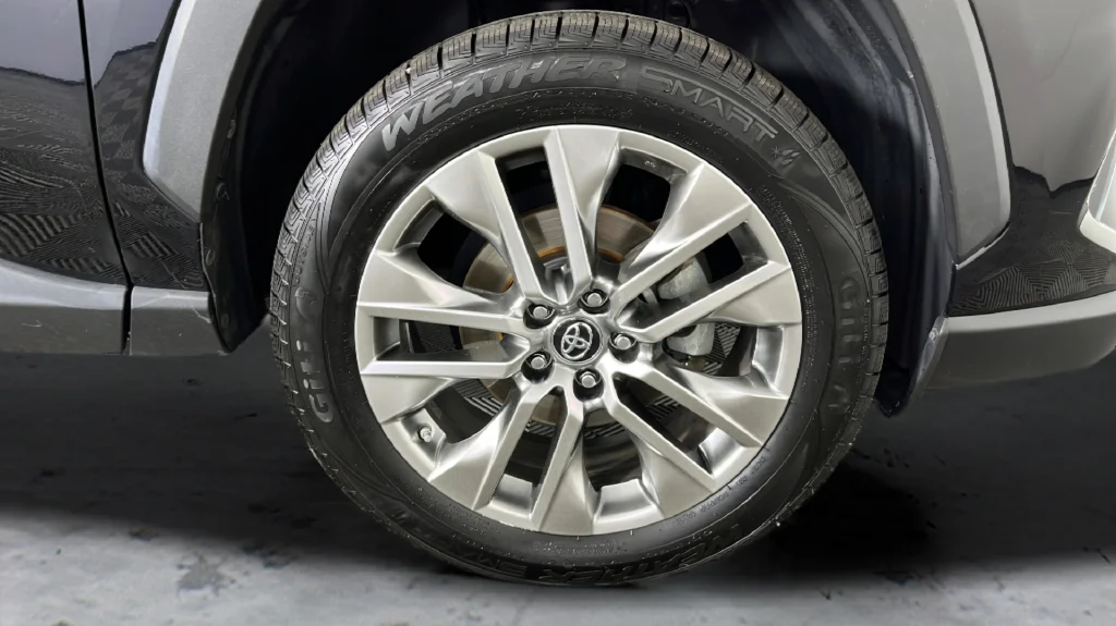 2019 Toyota RAV4 XLE Premium - Photo 49