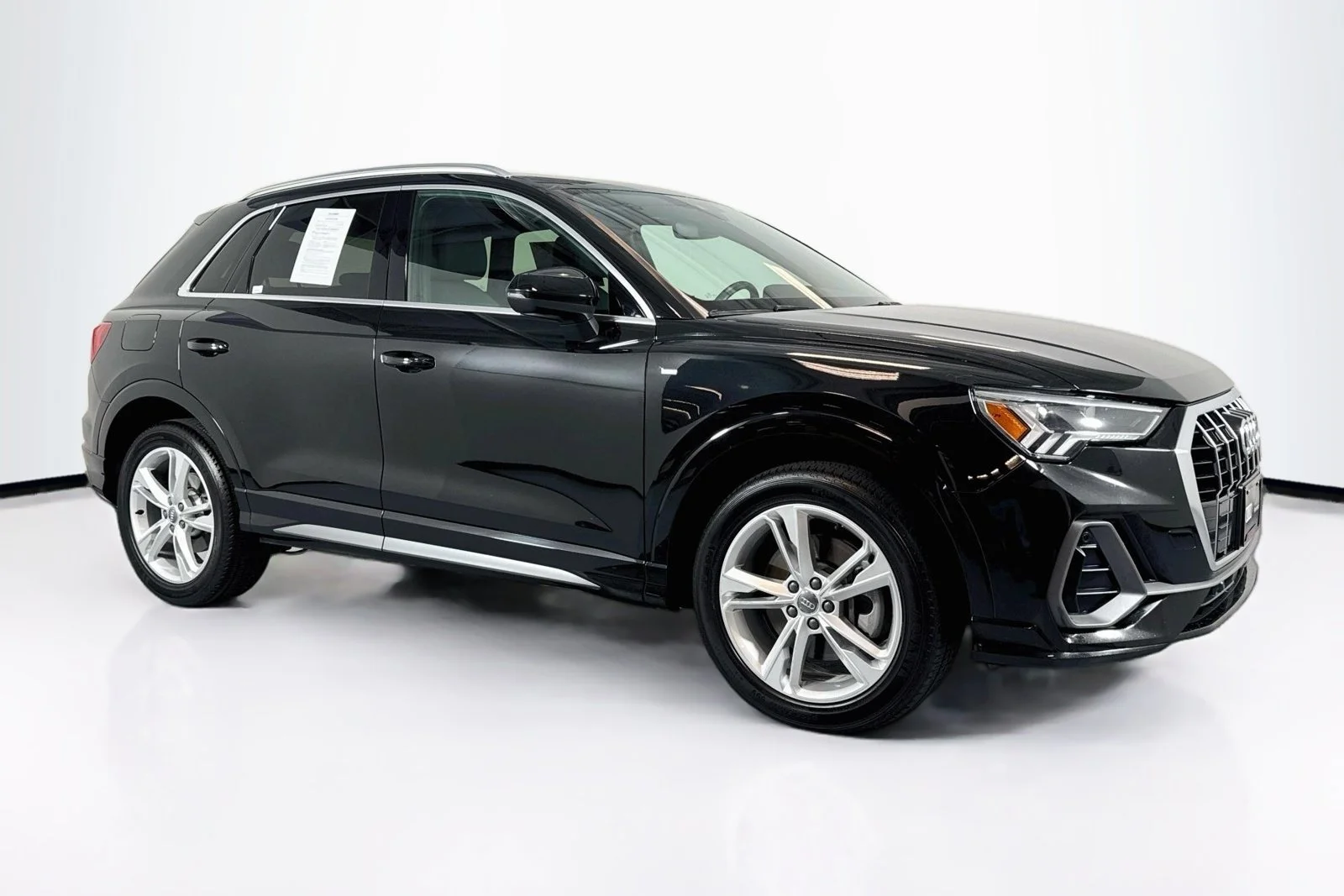 Used 2020 Black Audi S line Premium Plus image 3