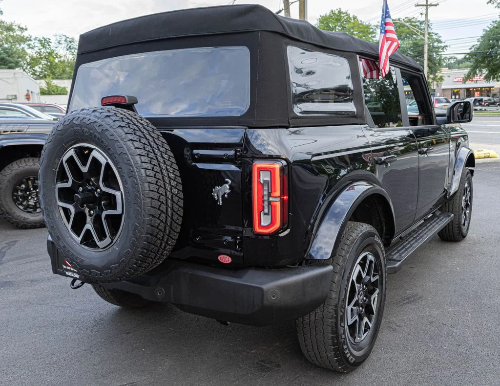 Used 2022 Black Ford Outer Banks image 6