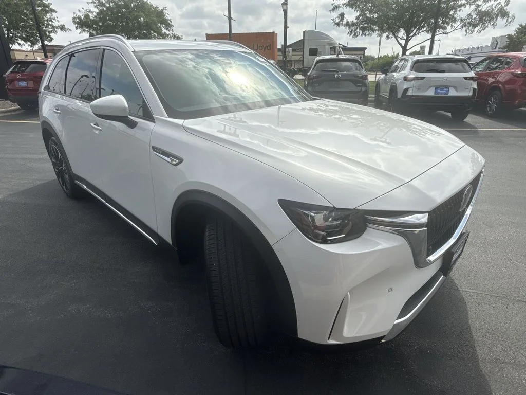 Used 2024 White Mazda Premium Plus image 5