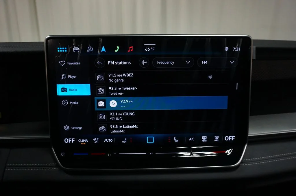 New 2026 Deep Black Volkswagen 2.0T SE image 16