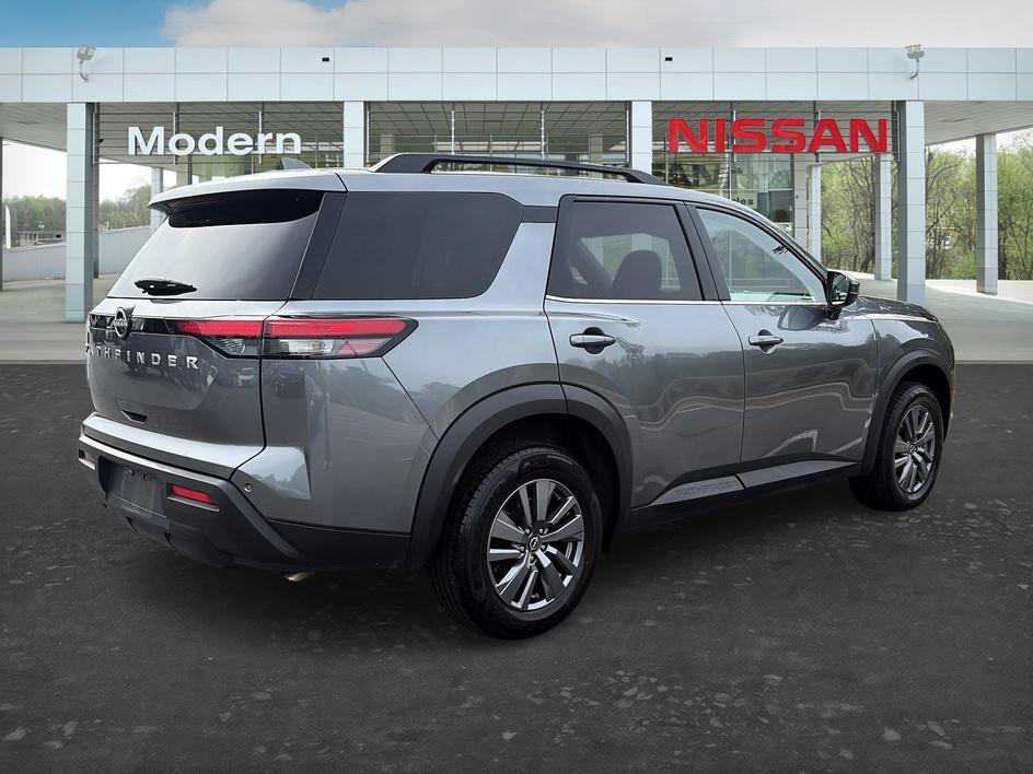 Used 2025 Super Black Nissan SV image 5