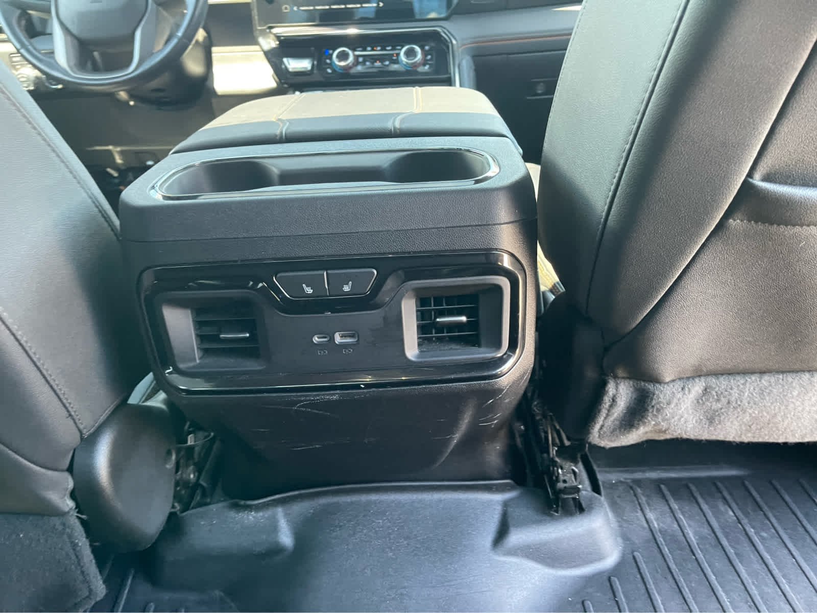 Used 2023 Sterling Metallic GMC AT4 image 25
