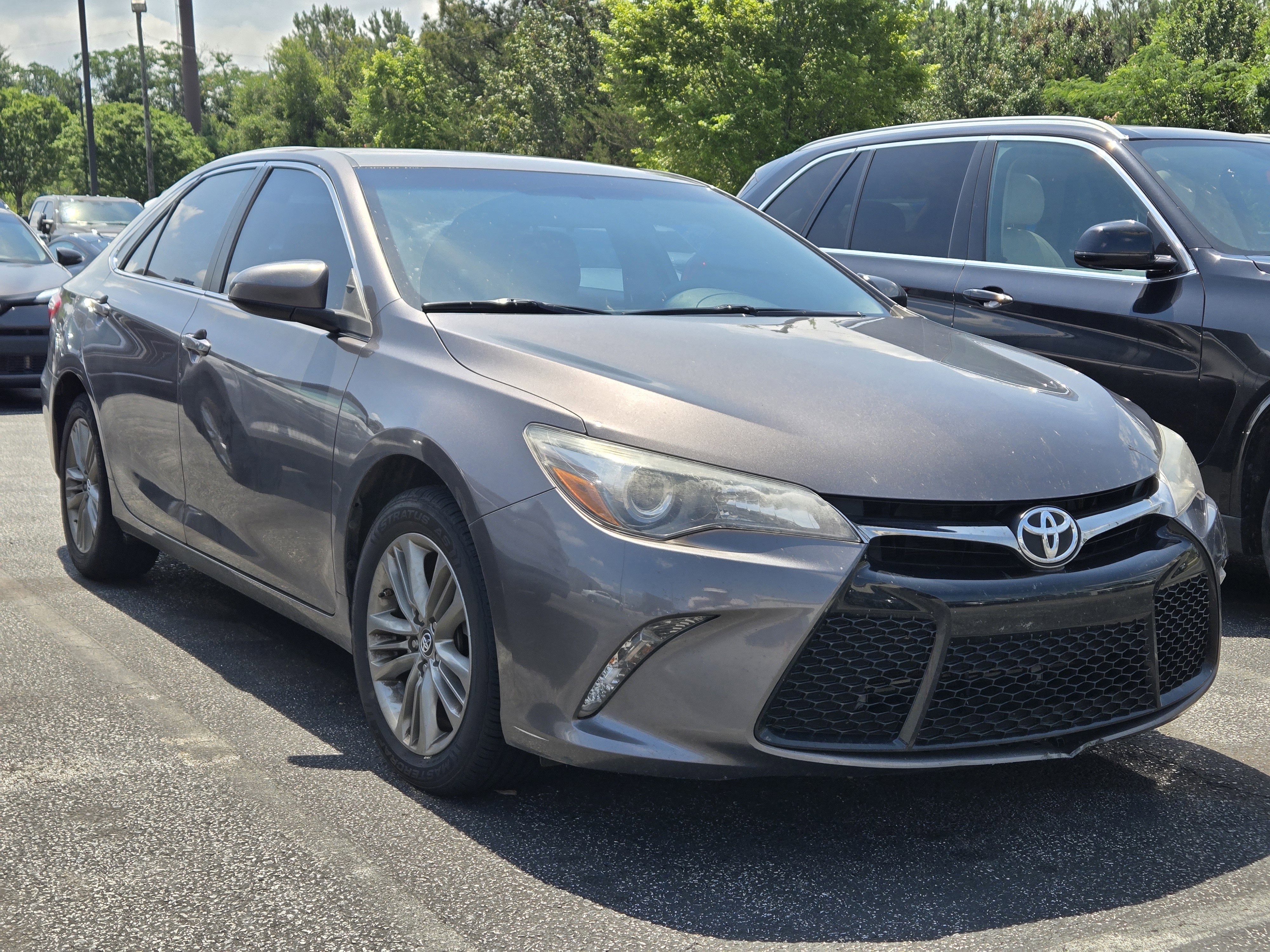 Used 2017 Predawn Gray Mica Toyota SE image 2