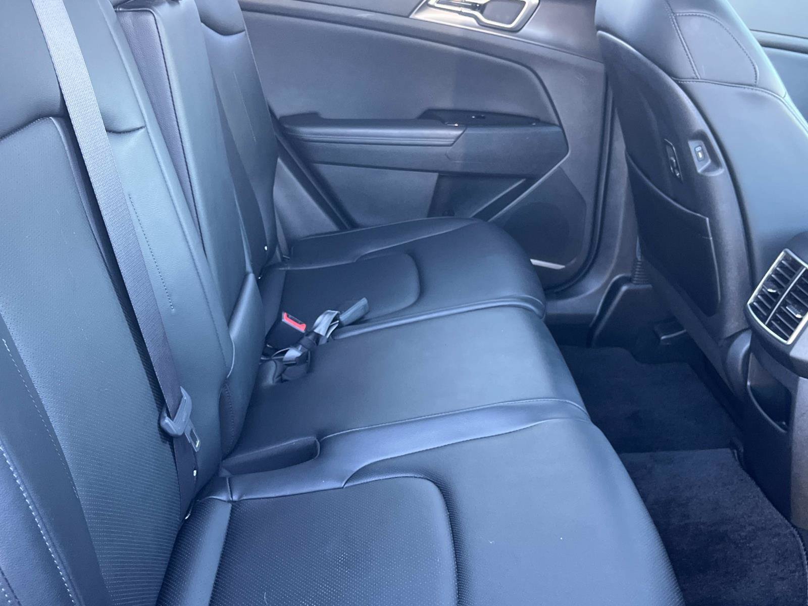 Used 2024 Everlasting Silver Kia EX image 22