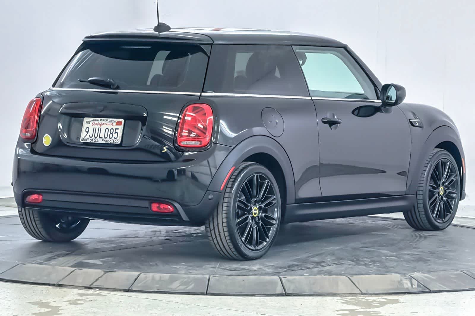 Used 2024 MINI Hardtop 2 Door SE with VIN WMW13DJ01R2V23897 for sale in San Francisco, CA