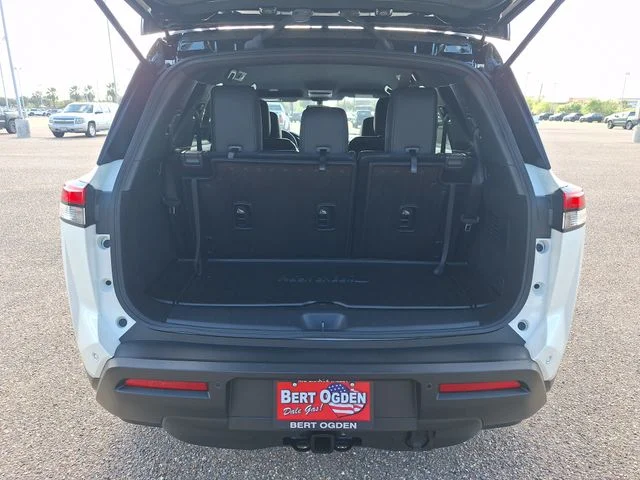 Certified Used 2024 White Nissan Rock Creek image 21