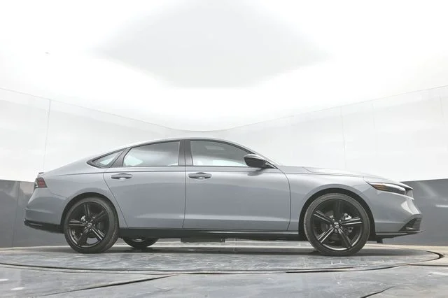 New 2026 Urban Gray Pearl Honda Sport-L image 47