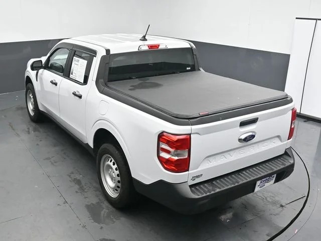 Used 2024 White Ford XL image 21