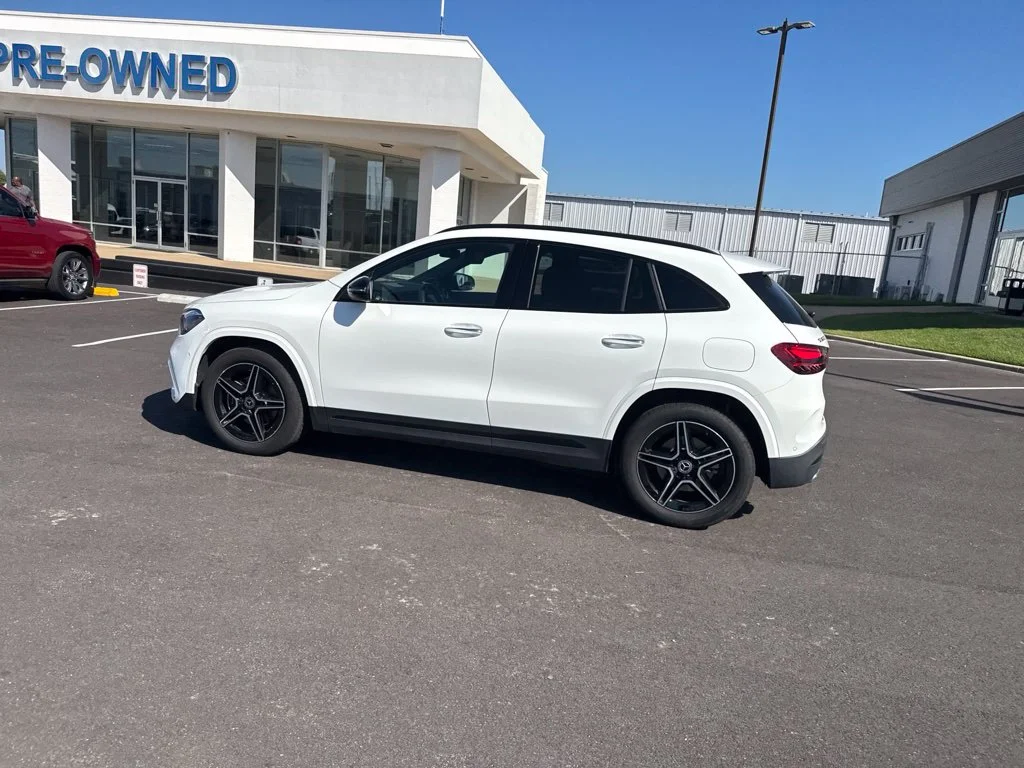 Used 2025  Mercedes-Benz GLA 250 image 10