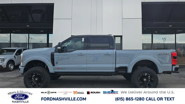 2026 Ford F-250 Super Duty Black Widow 4WD