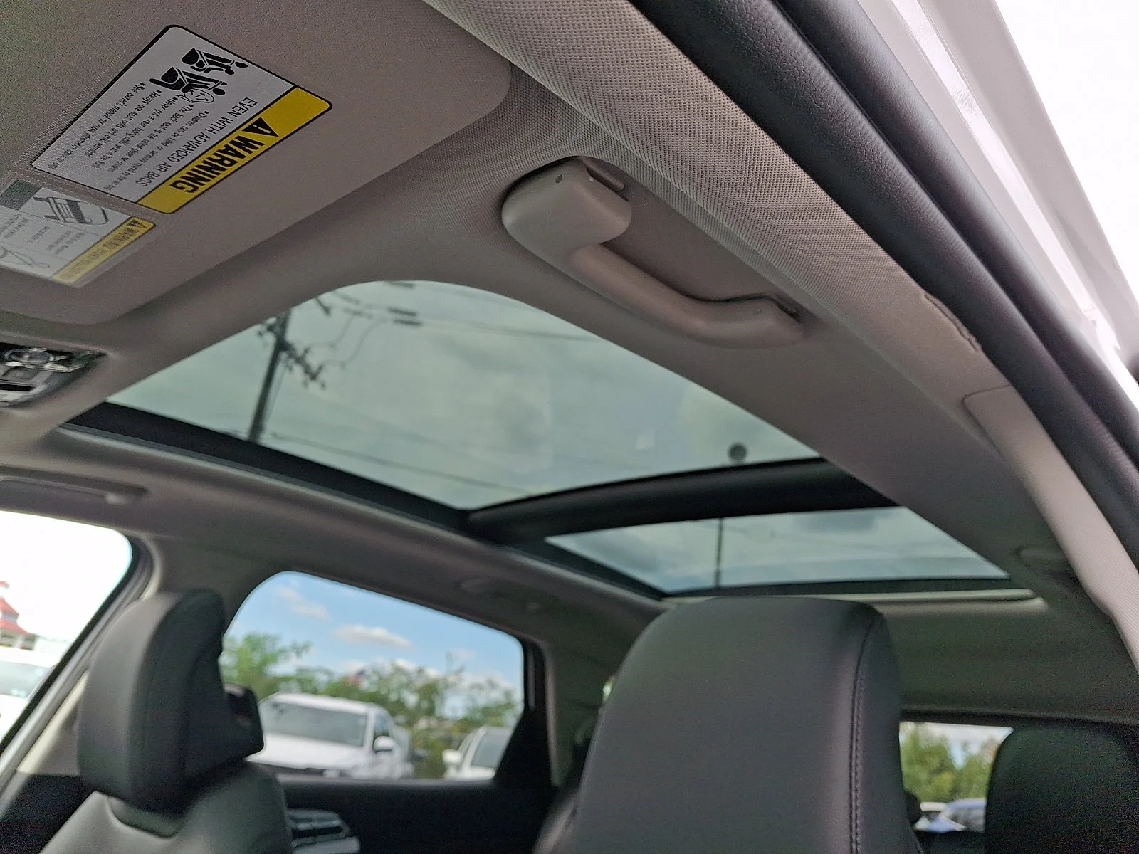 New 2027 White Kia EX image 15