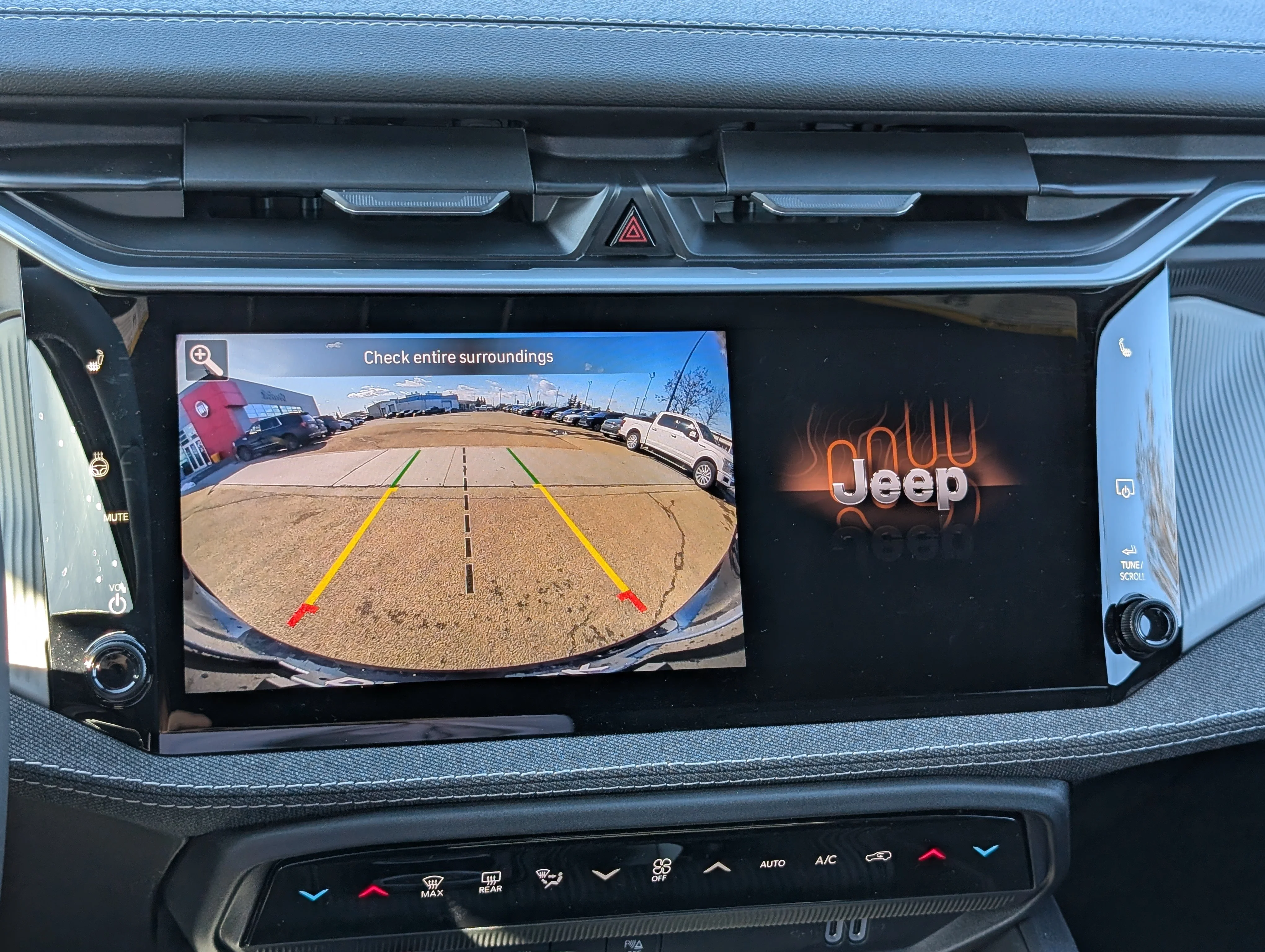 New 2026 Diamond Black Crystal Pearl Jeep Laredo image 27