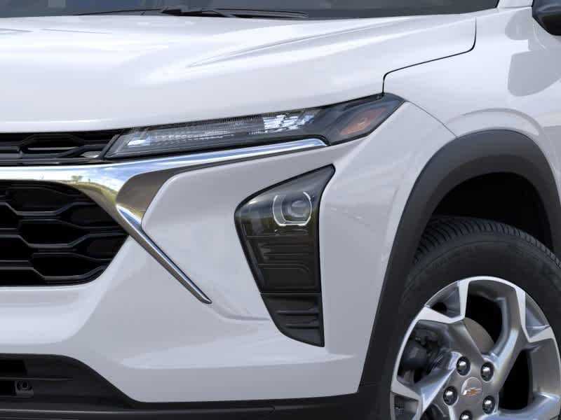 2026 Chevrolet Trax LS - Photo 10