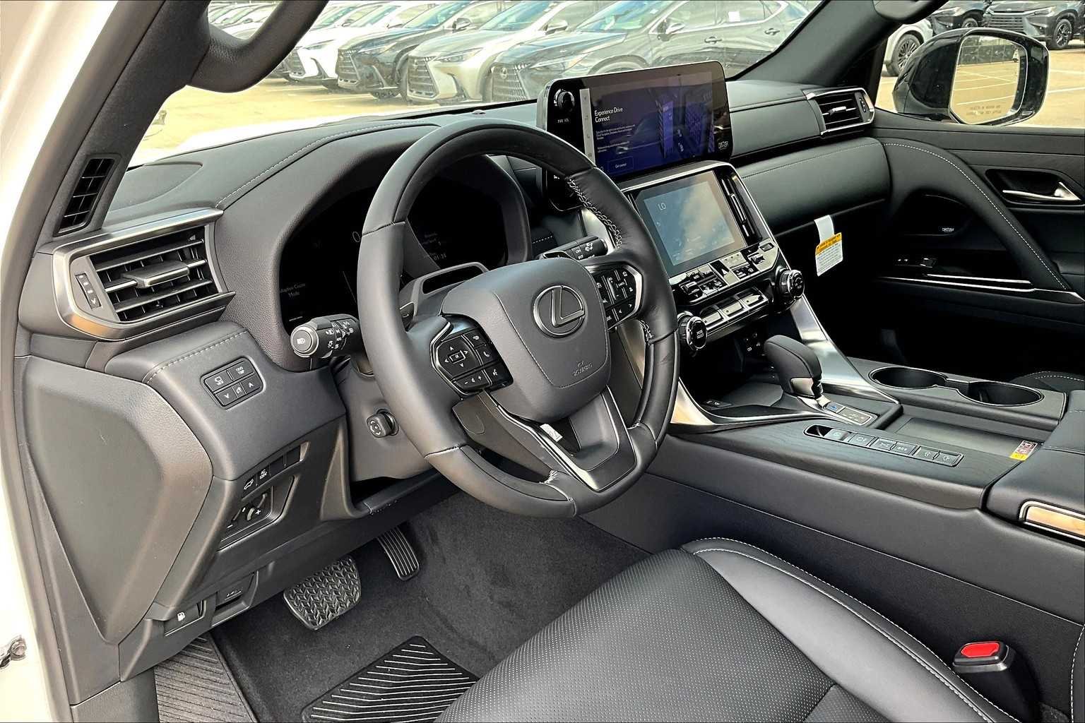 Used 2025 Eminent White Pearl Lexus Luxury image 8