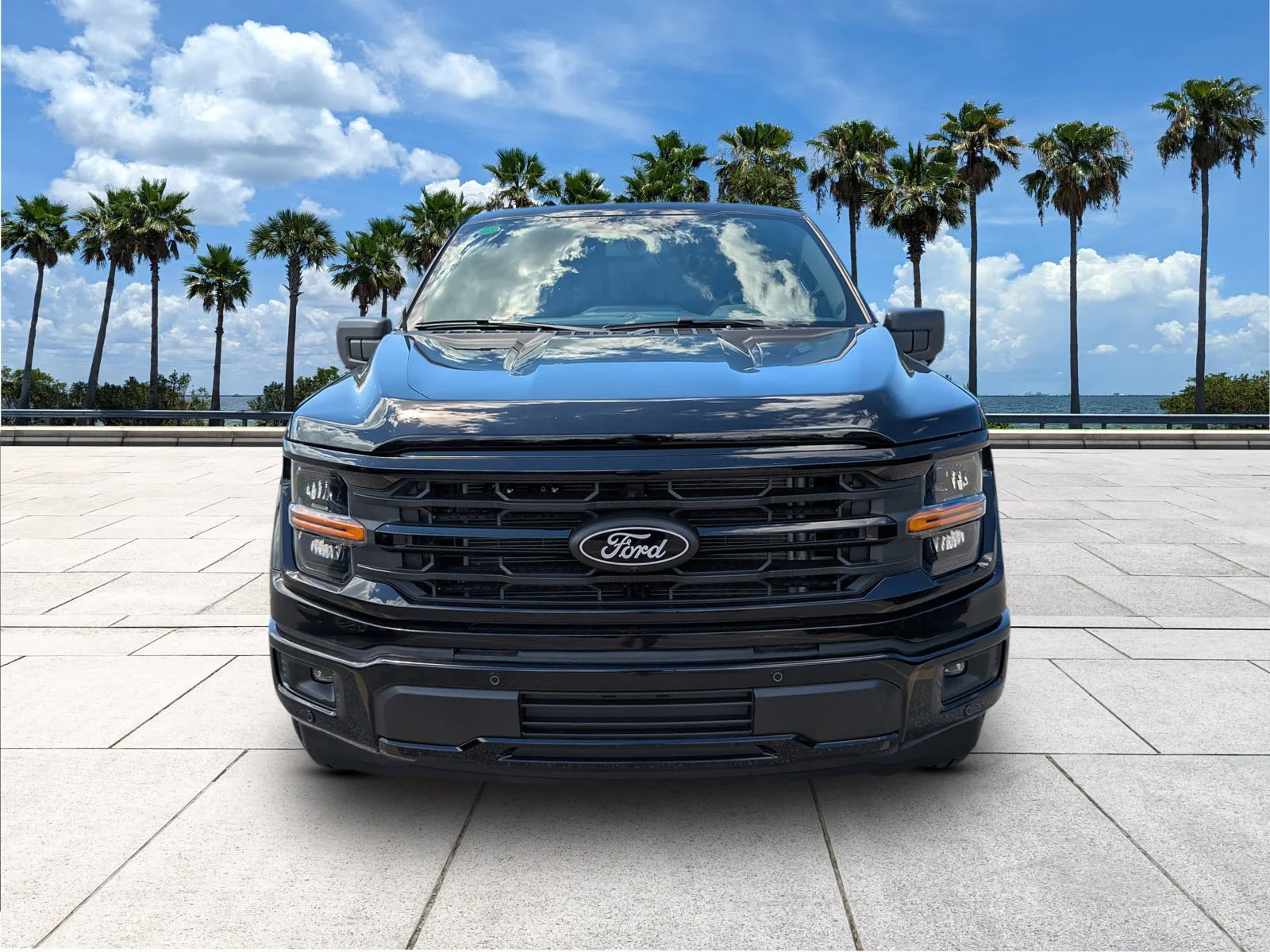 New 2026 Agate Black Metallic Ford XLT image 2