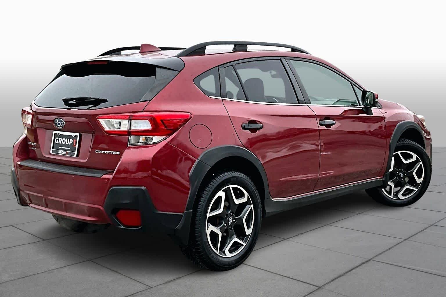 Used 2019 Venetian Red Pearl Subaru Limited image 12