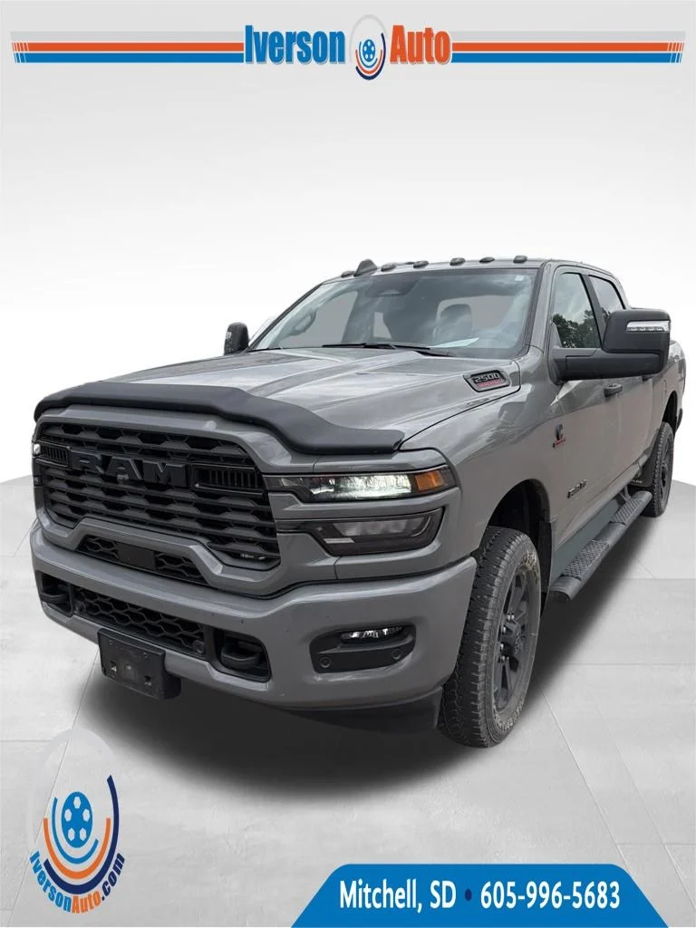 Used 2025 White Ram Big Horn image 3
