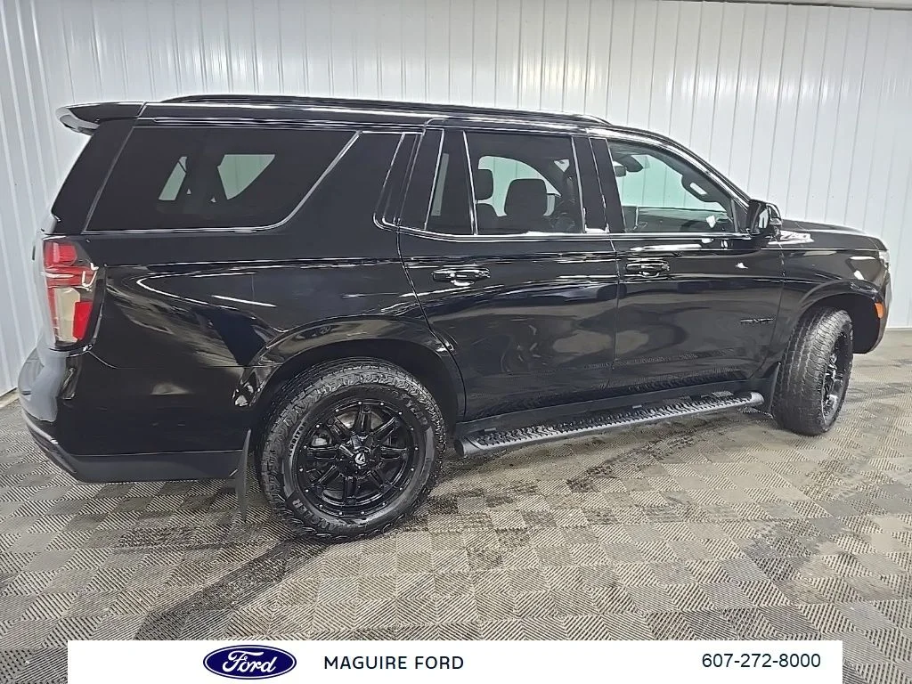 Used 2021 Black Chevrolet Z71 image 3
