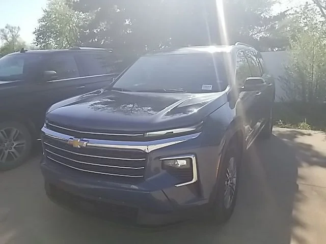 2025 Chevrolet Traverse LT - Photo 12