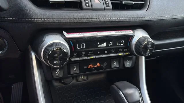 Used 2024 Black Toyota XLE Premium image 33