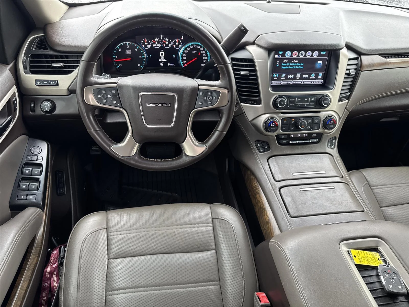 Used 2019 PEPPERDUST METALLIC GMC Denali image 14