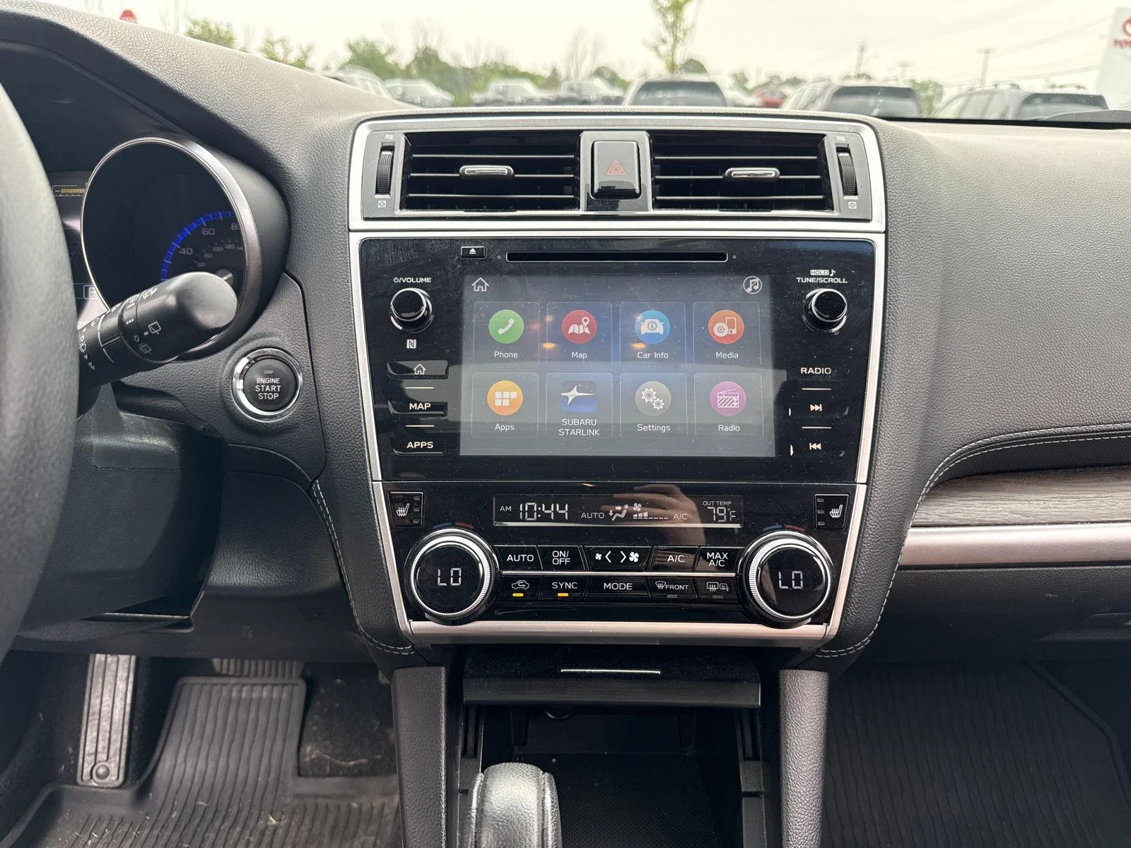 Used 2019 Crystal White Pearl Subaru Touring image 14