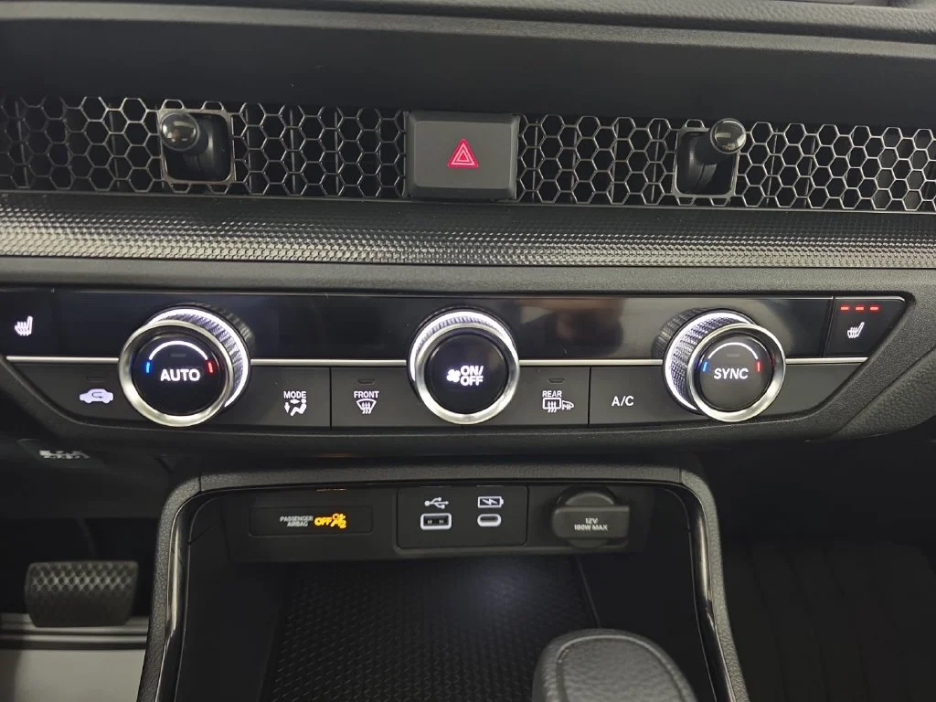 2025 Honda CR-V EX - Photo 17