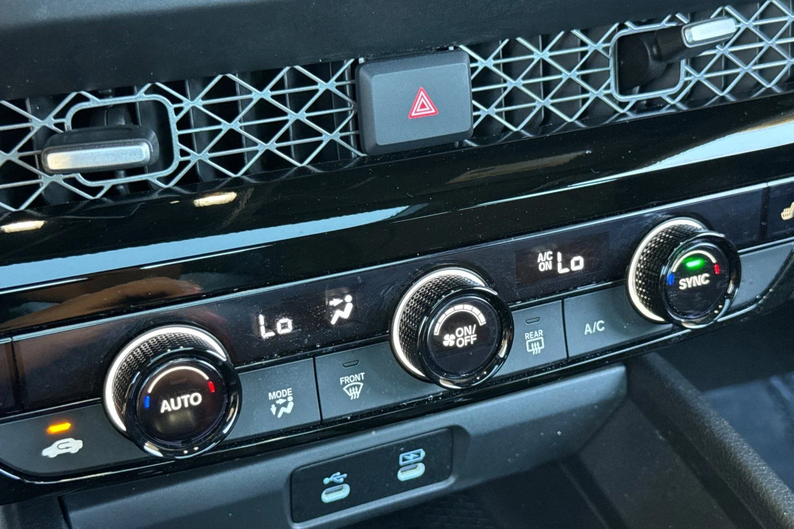 Certified Used 2025 Still Night Pearl Honda Sport-L image 24