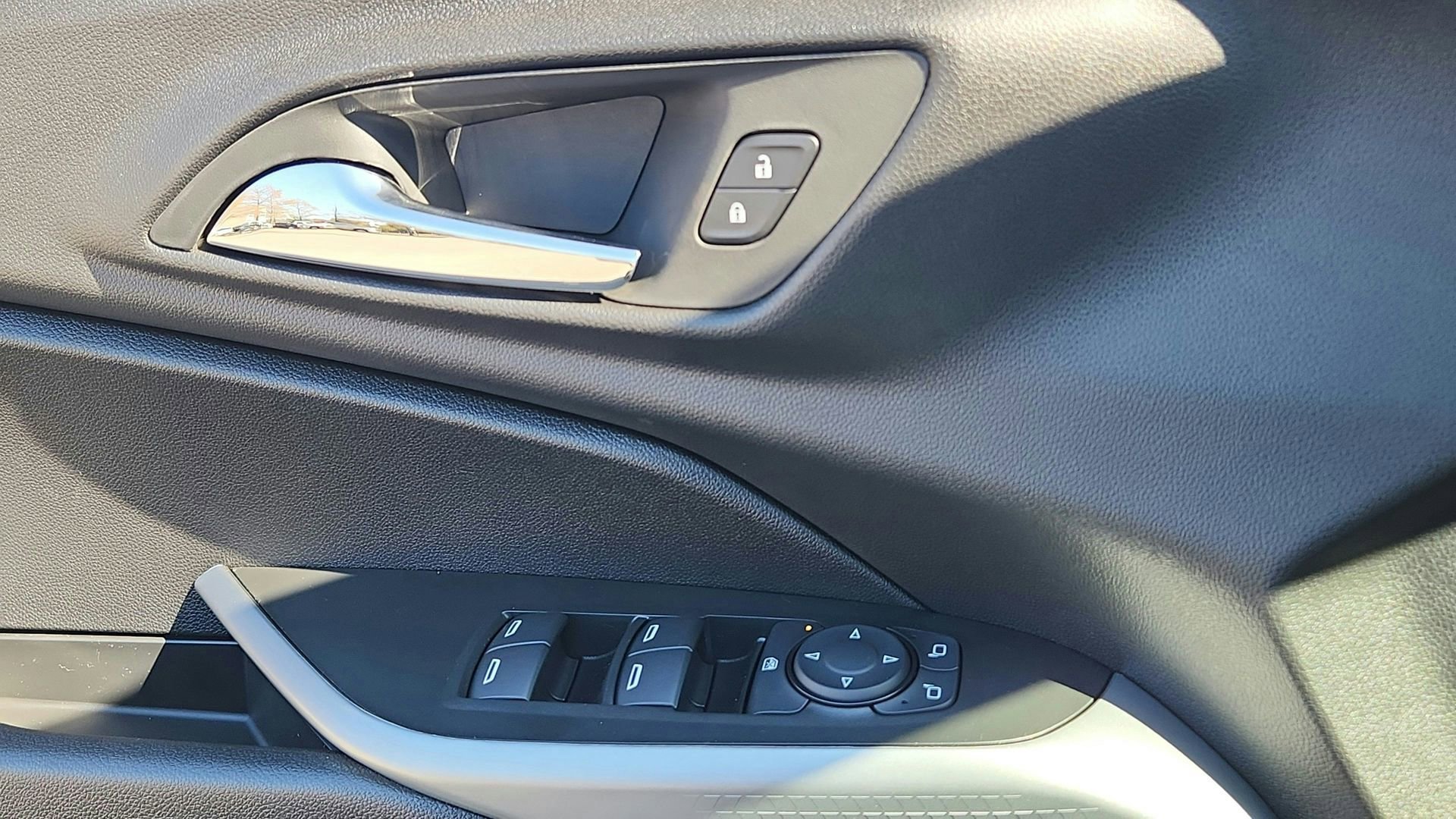 2026 Chevrolet Trax RS - Photo 22
