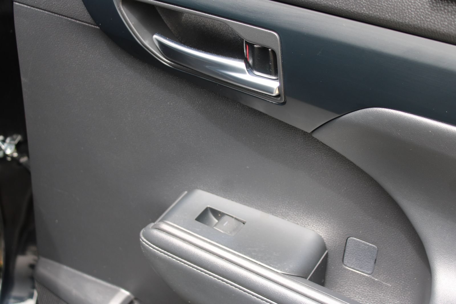 Used 2022 Black Toyota XLE image 20