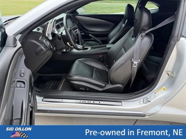 Used 2010 Silver Ice Metallic Chevrolet 2SS image 4