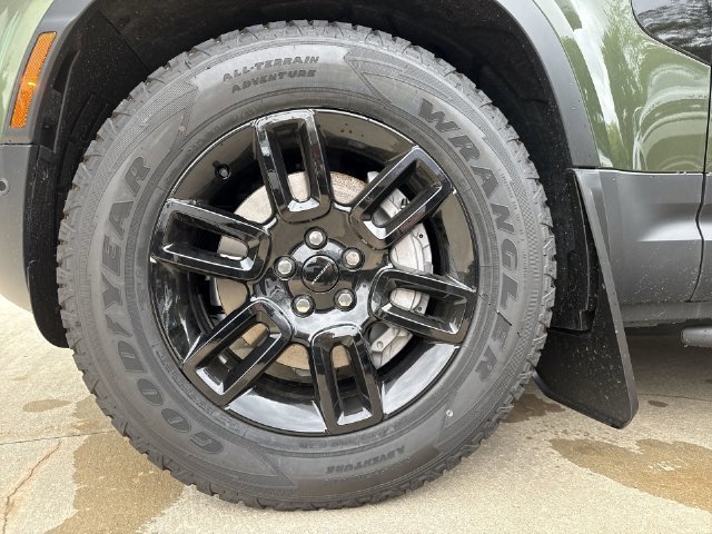 New 2026 Woolstone Green LAND ROVER S image 9
