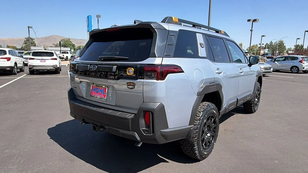 New 2026 ICE SILVER METALLIC Subaru Wilderness image 3