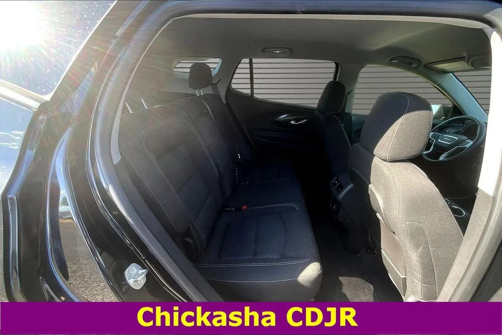 Used 2022 Black GMC SLE image 24
