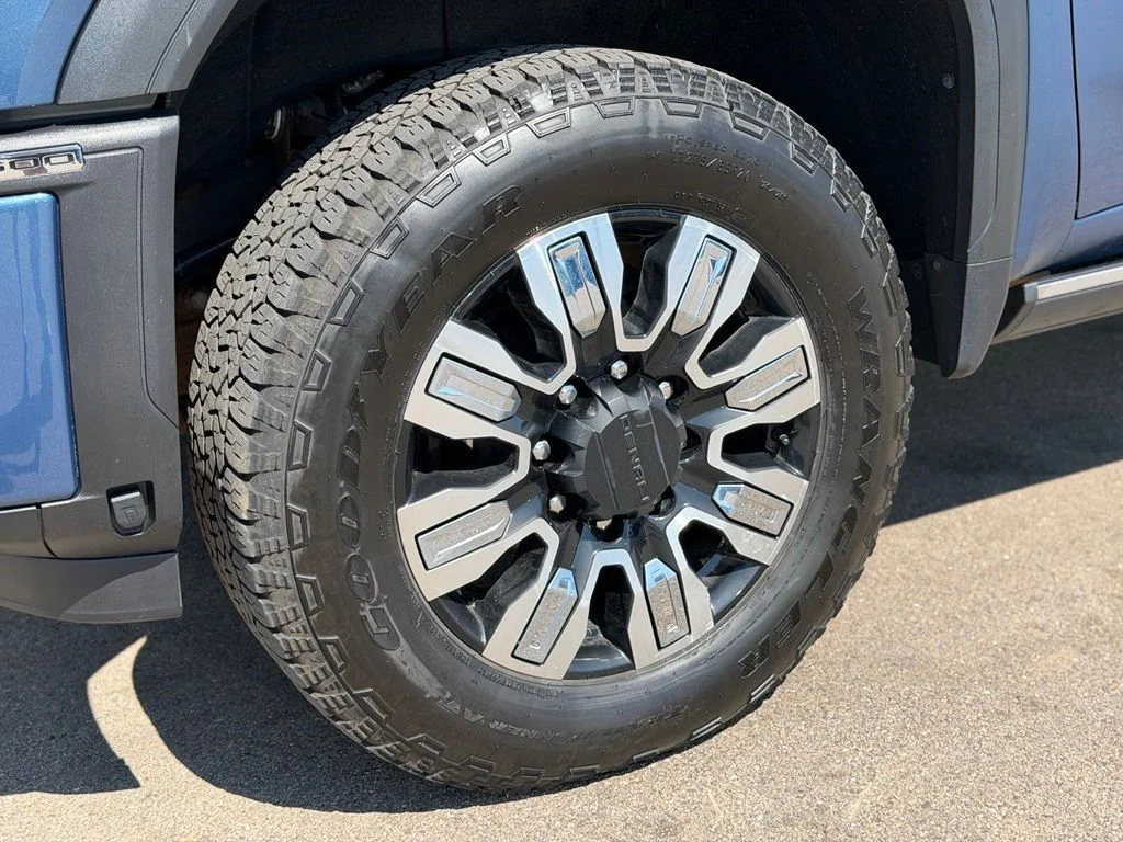 Used 2024 Blue GMC Denali image 24