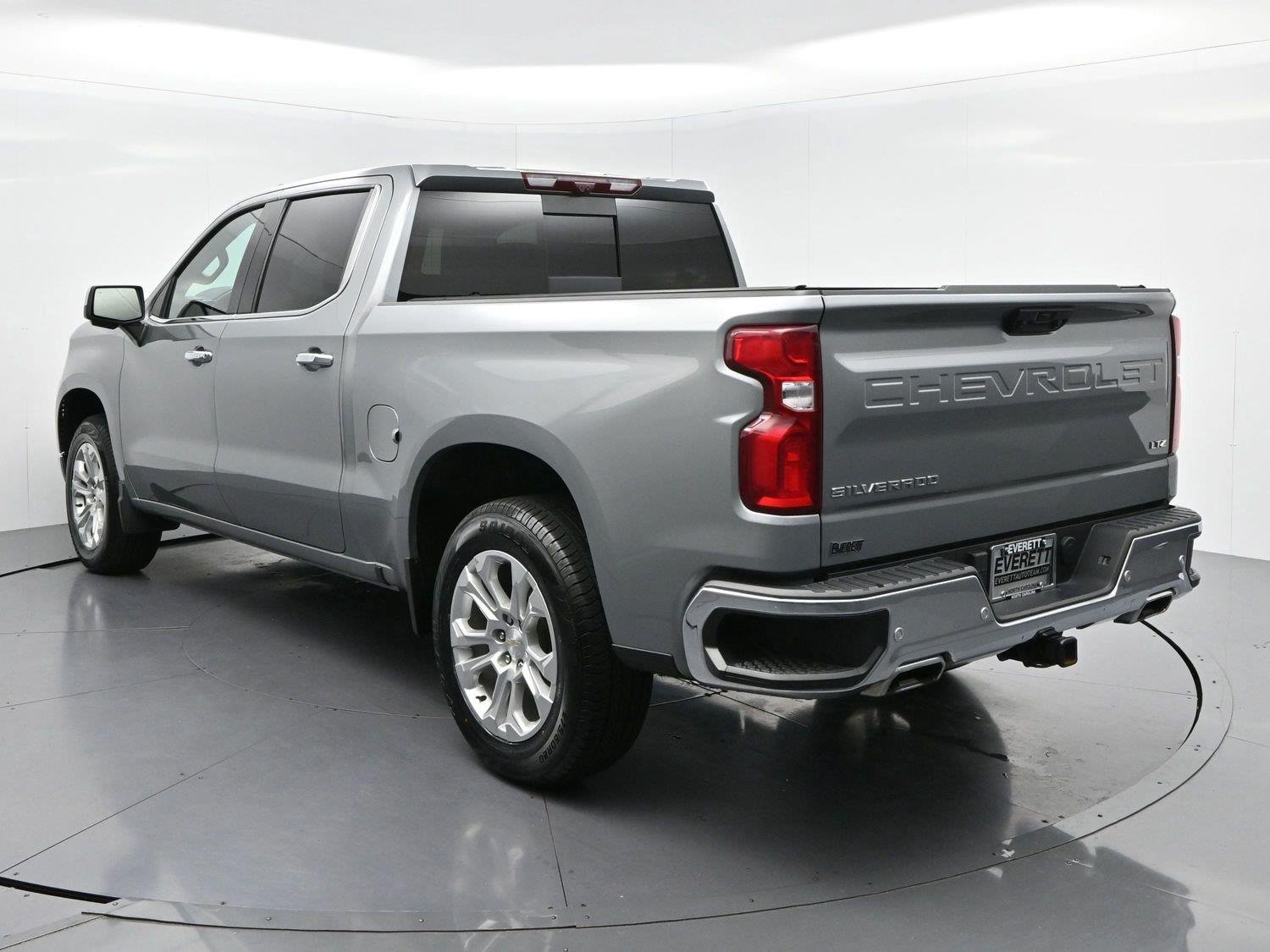 Used 2024 Sterling Gray Metallic Chevrolet LTZ image 6