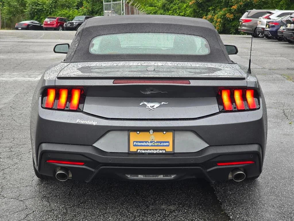 Used 2025 Gray Ford EcoBoost Premium image 25