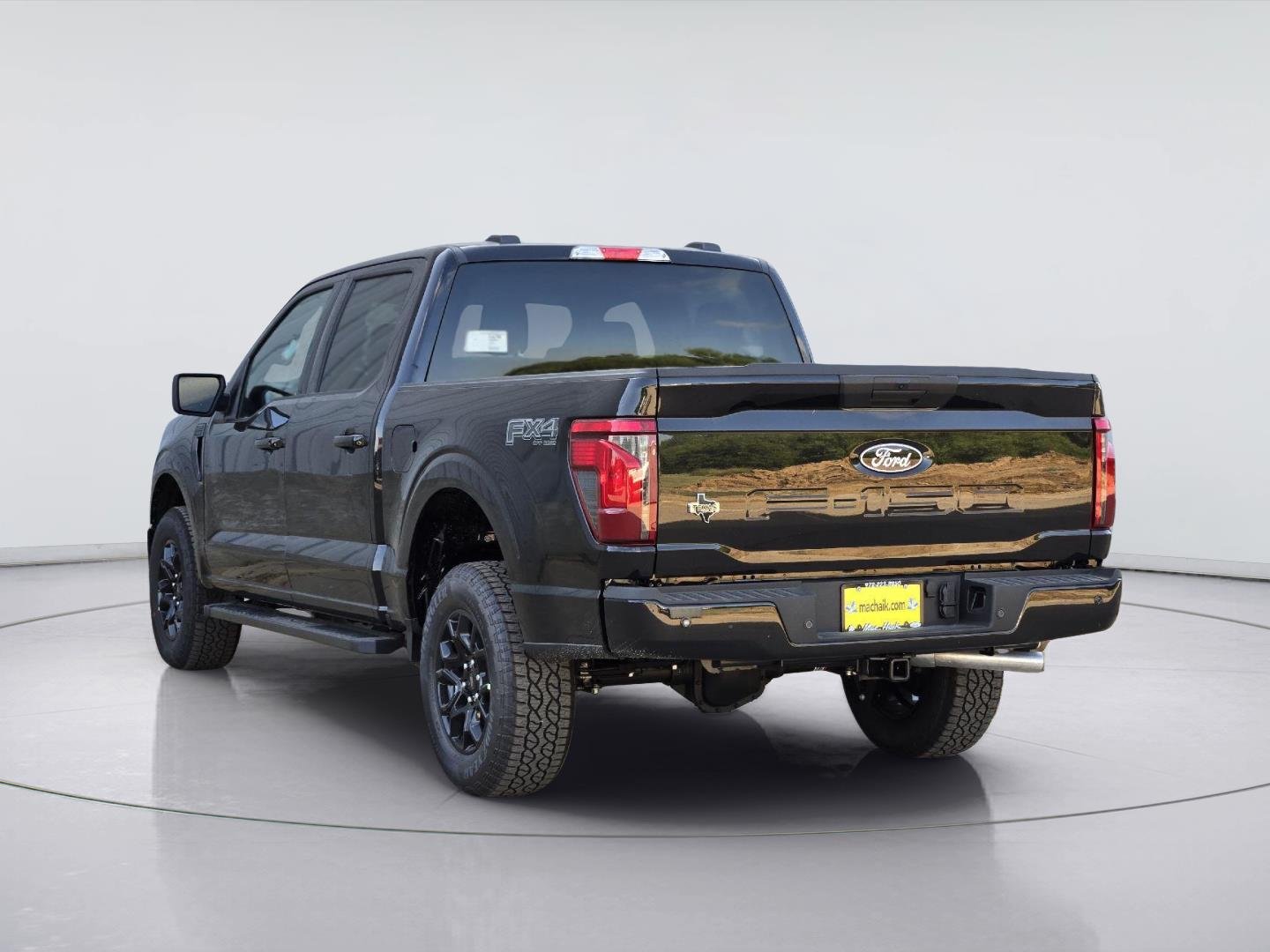 New 2026 Agate Black Metallic Ford XLT image 3