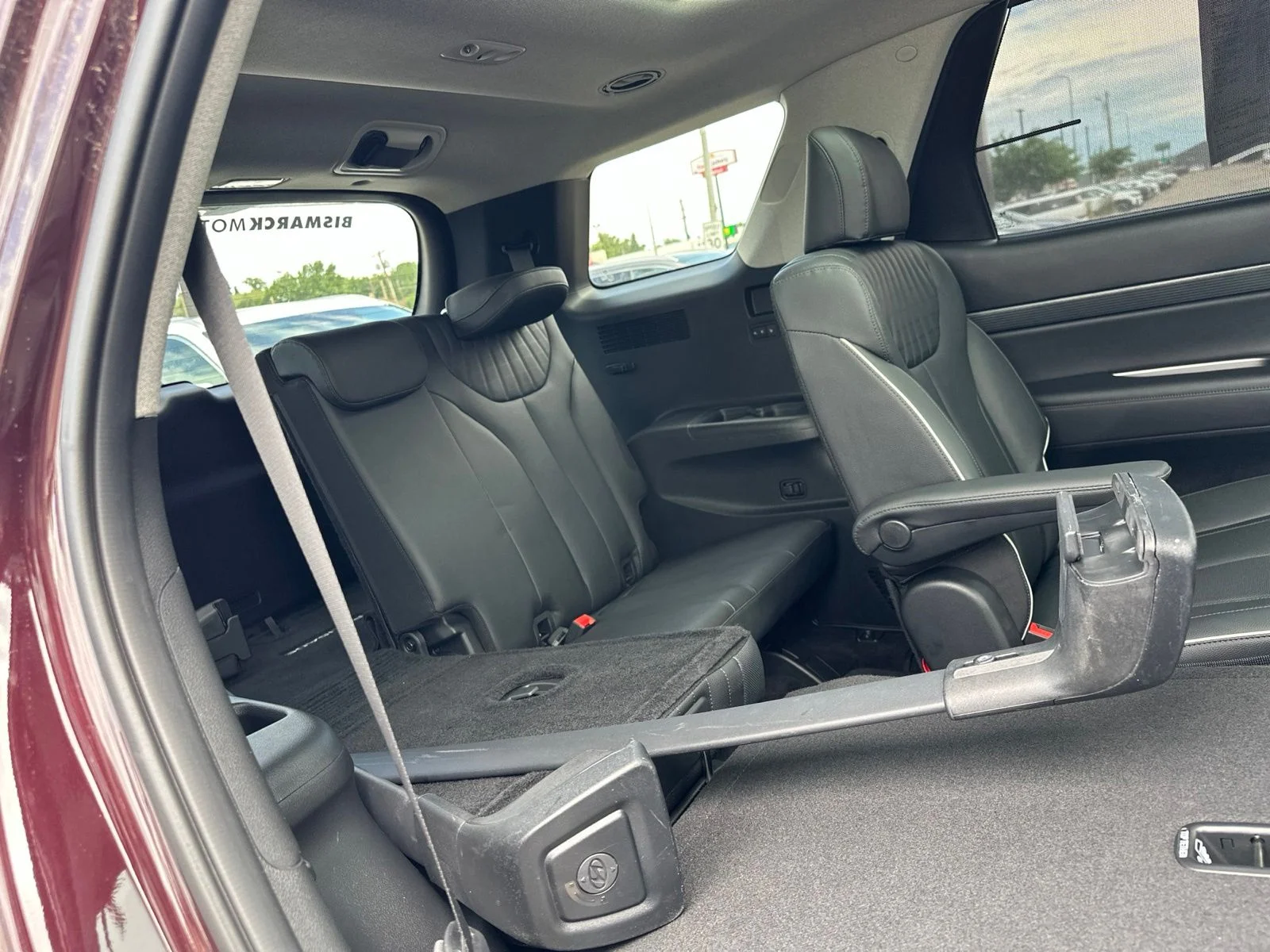 Used 2023 Red Hyundai Limited image 35