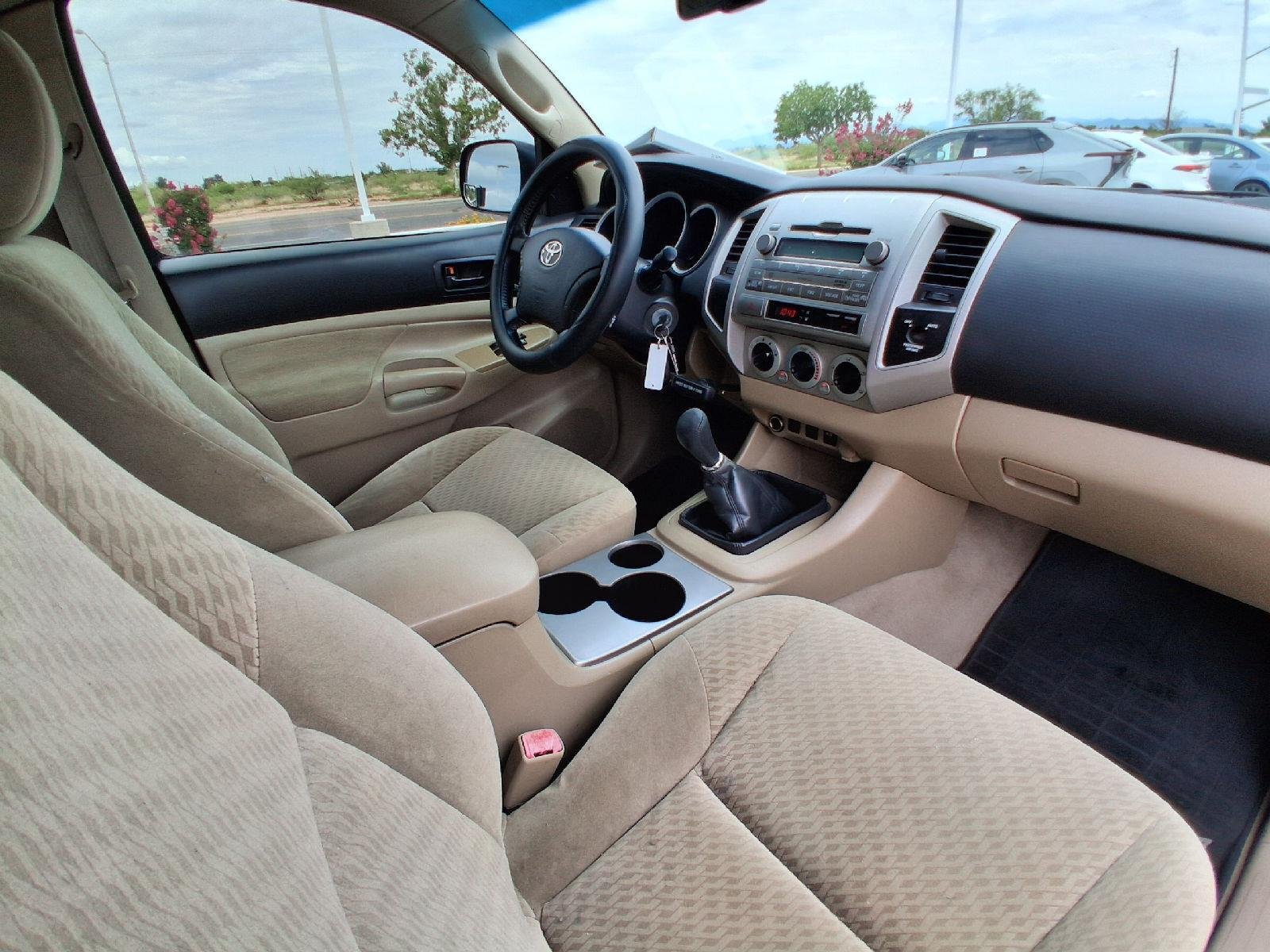 Used 2009 Pyrite Mica Toyota PreRunner image 25