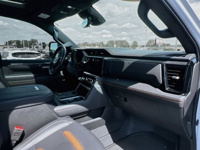 2025 GMC Sierra 3500HD AT4 - Photo 42