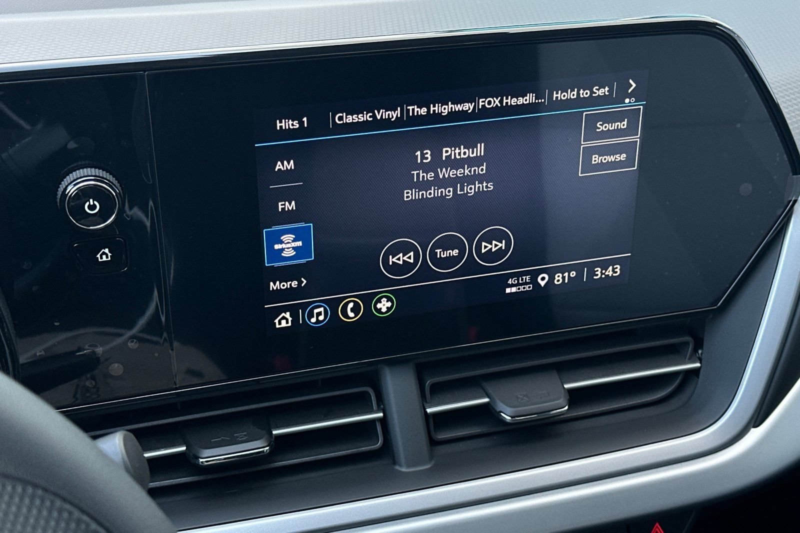 2026 Chevrolet Trax LS - Photo 18
