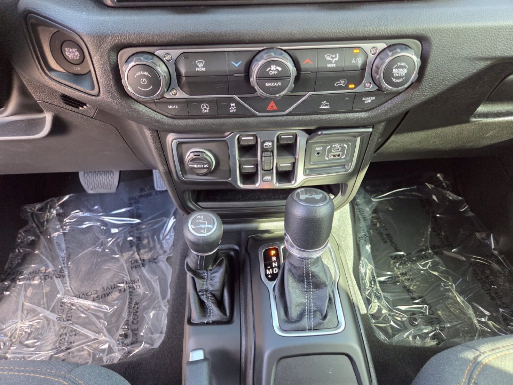 New 2026 Anvil Clear-Coat Exterior Paint Jeep Sport image 30