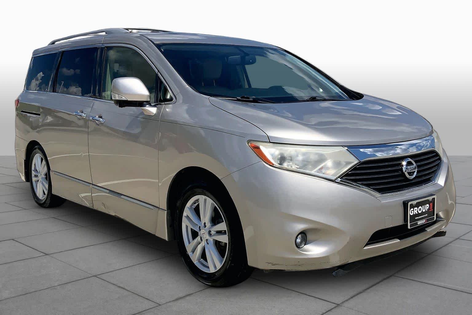 Used 2013 Titanium Beige Nissan LE image 3