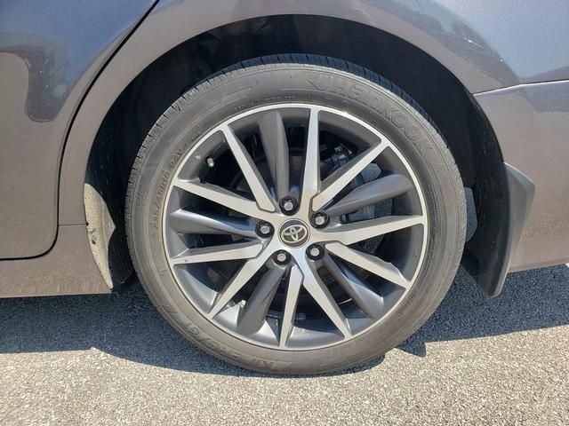 Used 2024 Gray Toyota XLE image 27